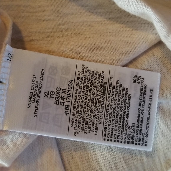 2/$10 GAP tee - Picture 5 of 6